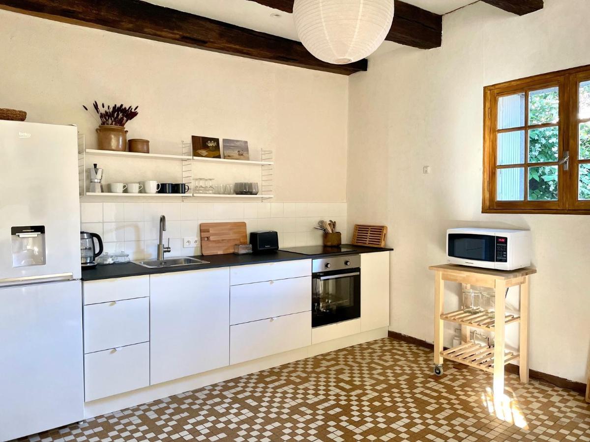 Stylish One Bedroom Apartment In A Lovely Village Saint-Vincent-Rive-dʼOlt Buitenkant foto